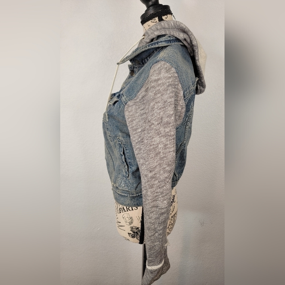 Free People XS Denim Jacket Hooded Gray Sweater Sleeves Blue - Picture 5 of 9